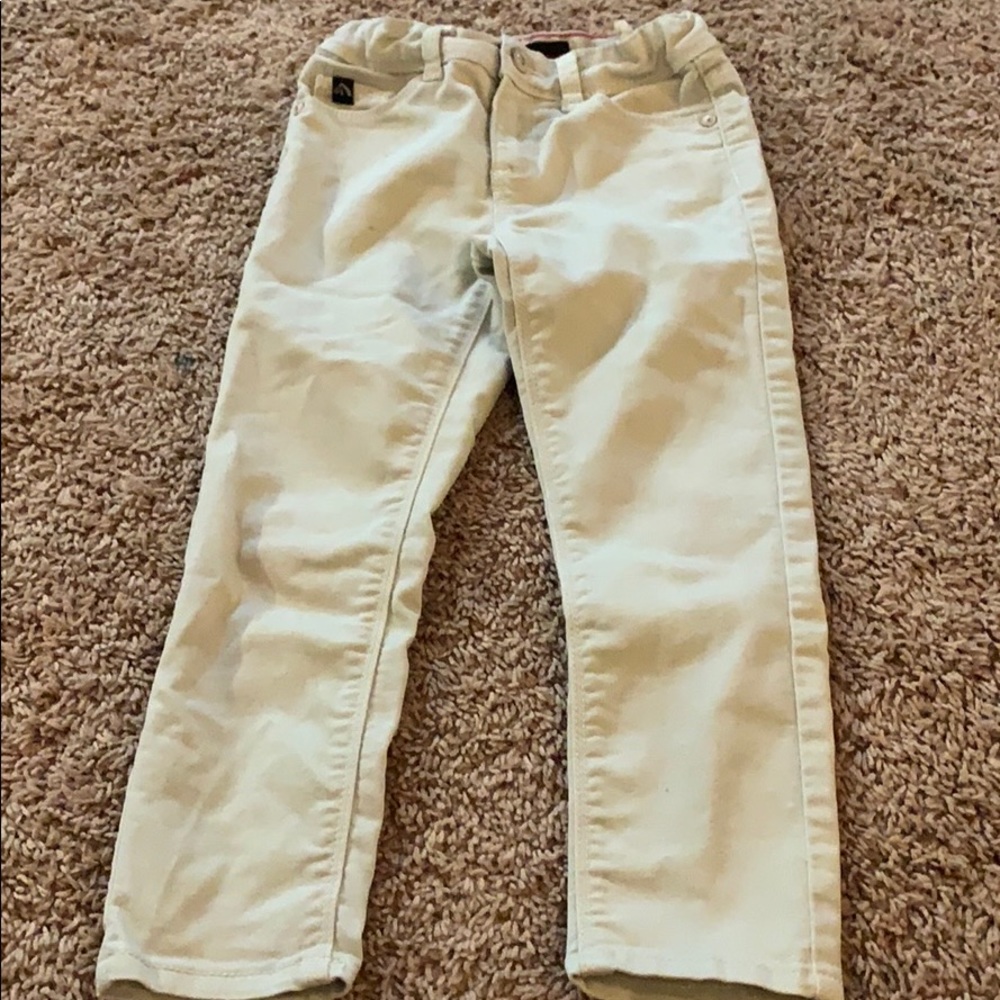 5t khaki’s